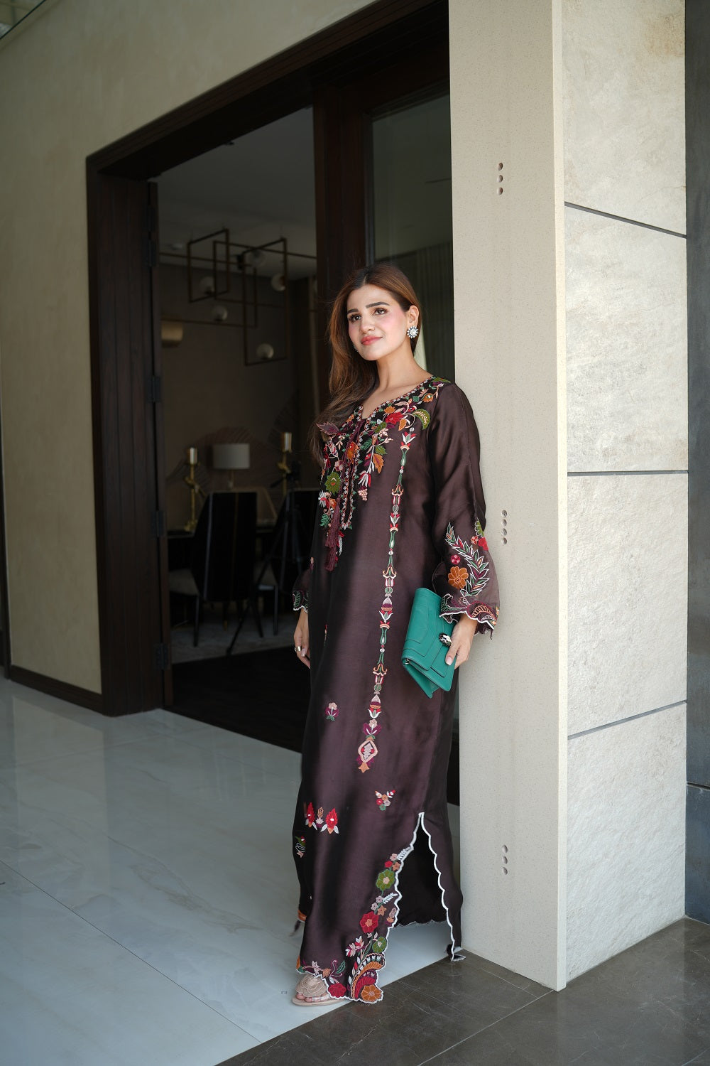 Brown kaftaan